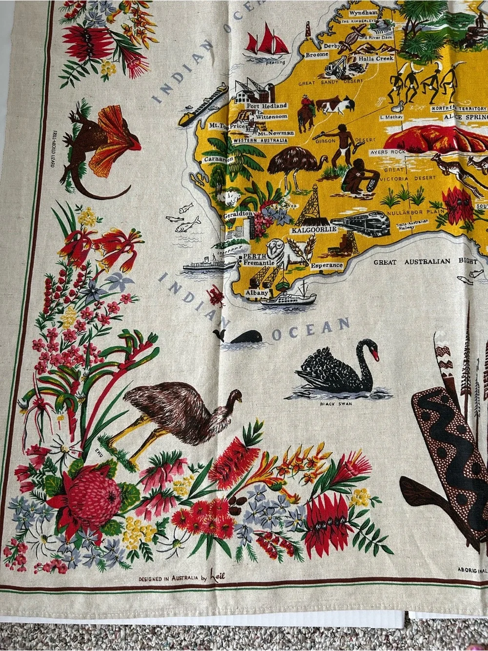 Leil Linen Vintage Australia Map Tapestry with Floral Border Kangaroo Kookaburra